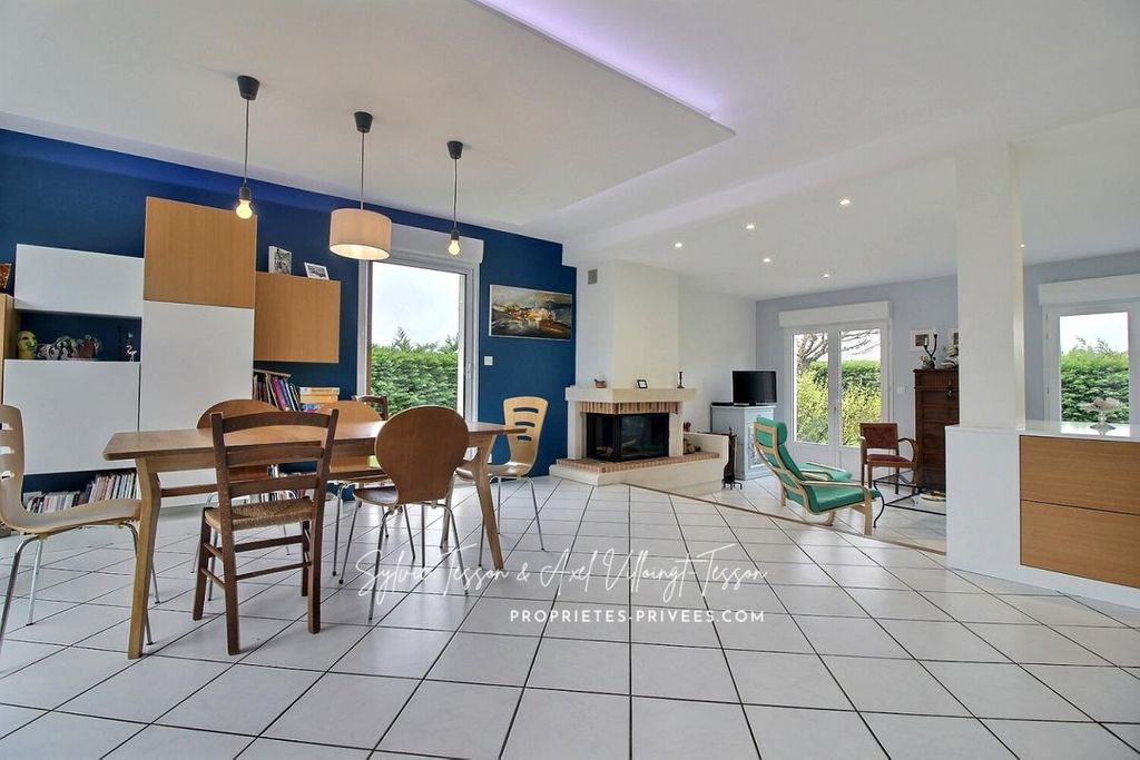 Achat maison à vendre 4 chambres 119 m² - Saint-Lyé-la-Forêt