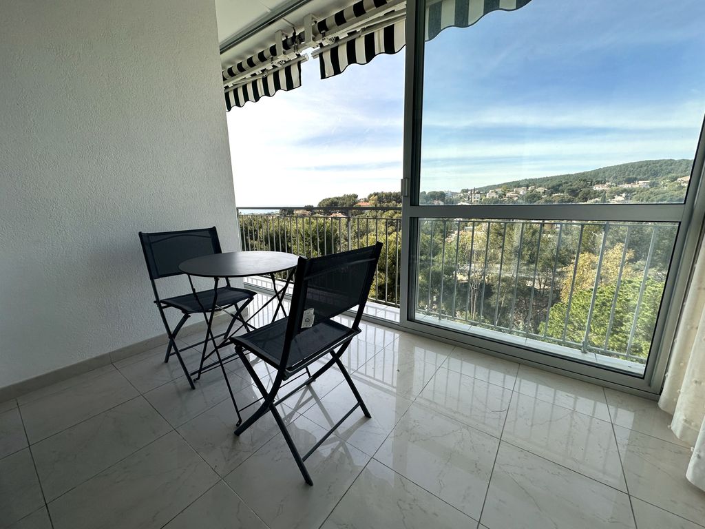 Achat appartement à vendre 4 pièces 80 m² - Bandol