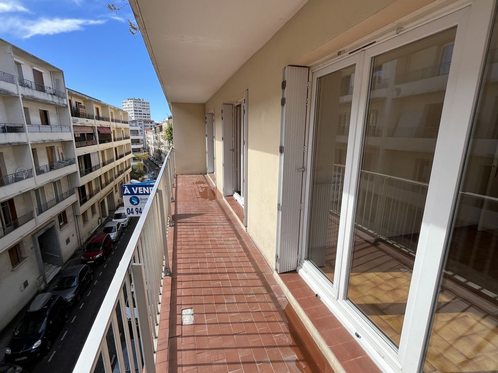 Achat appartement à vendre 4 pièces 84 m² - Toulon