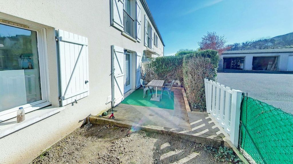 Achat appartement à vendre 2 pièces 48 m² - Corbeil-Essonnes