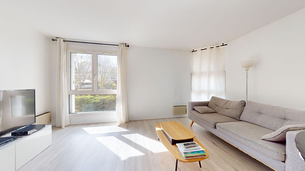 Achat appartement à vendre 3 pièces 76 m² - Saint-Ouen