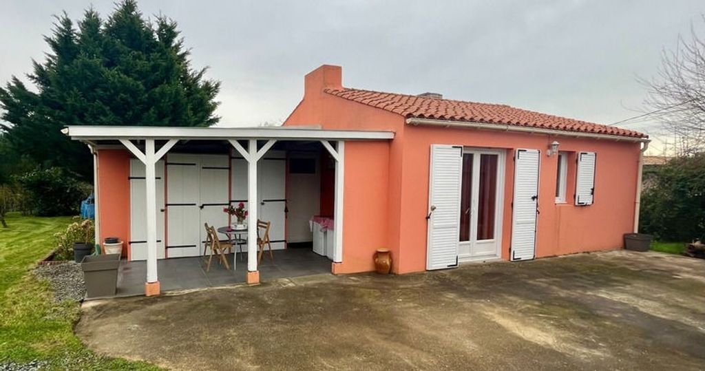Achat maison à vendre 2 chambres 85 m² - Château-Guibert