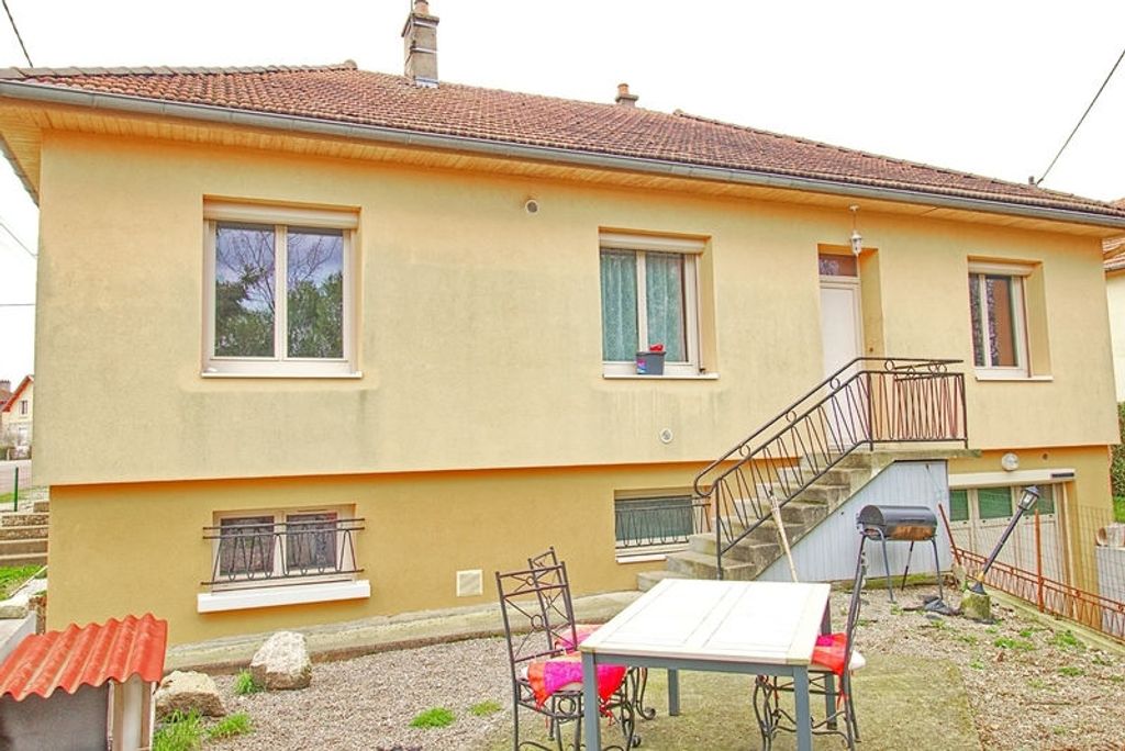 Achat maison à vendre 3 chambres 115 m² - Dole