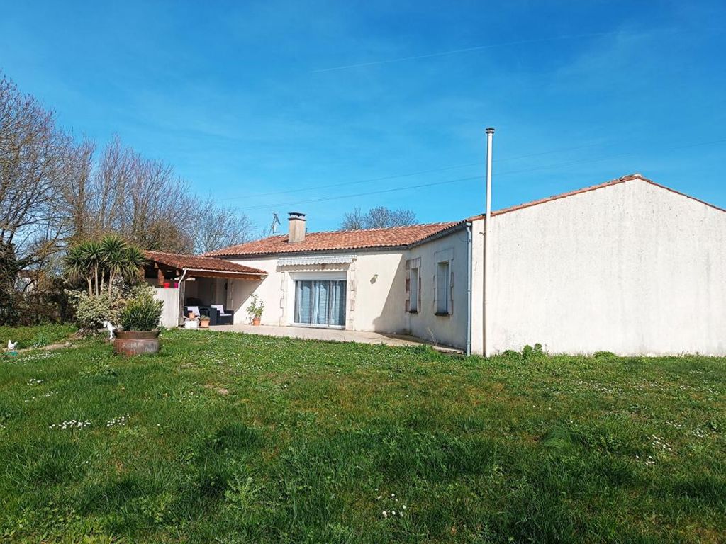 Achat maison à vendre 4 chambres 155 m² - Tonnay-Boutonne