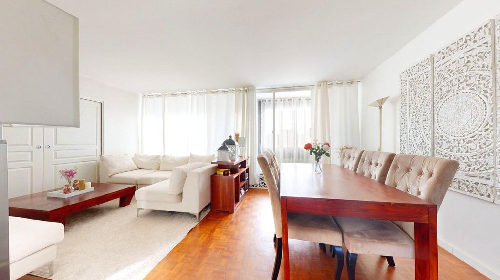 Achat appartement à vendre 5 pièces 90 m² - Rueil-Malmaison
