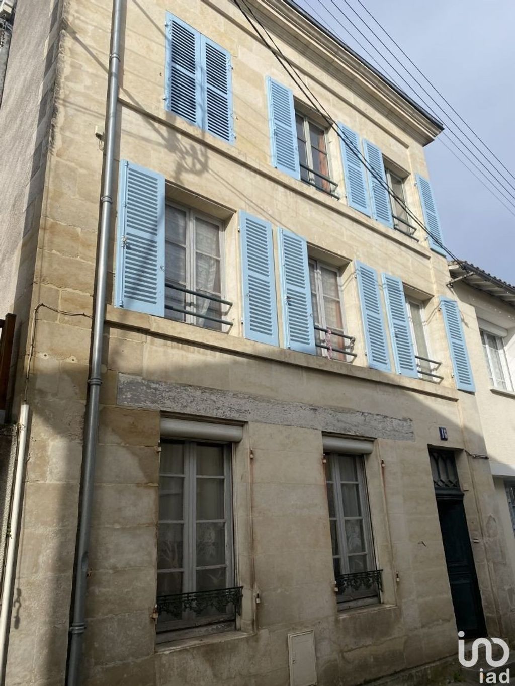 Achat maison à vendre 4 chambres 125 m² - Saint-Maixent-l'École