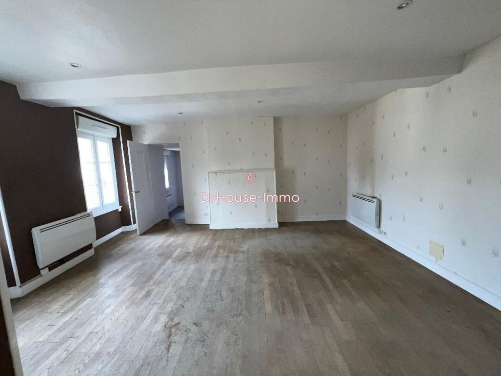 Achat maison à vendre 3 chambres 110 m² - Pont-d'Ouilly