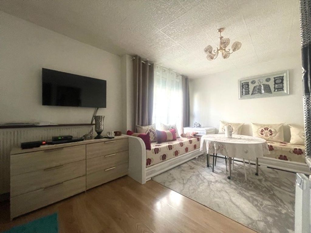 Achat studio à vendre 31 m² - Clichy