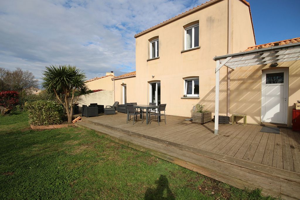 Achat maison à vendre 3 chambres 104 m² - Saint-Brevin-les-Pins