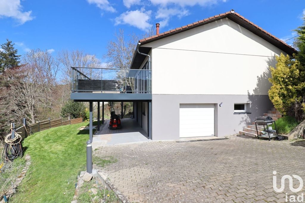 Achat maison à vendre 3 chambres 133 m² - Châtel-Guyon