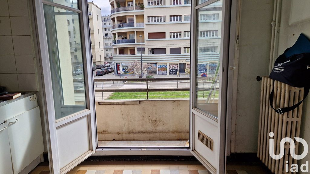 Achat appartement à vendre 2 pièces 64 m² - Grenoble