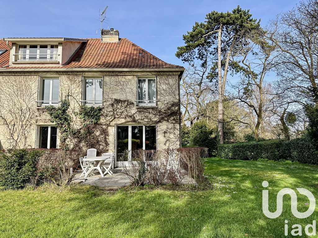 Achat maison à vendre 4 chambres 160 m² - La Celle-Saint-Cloud