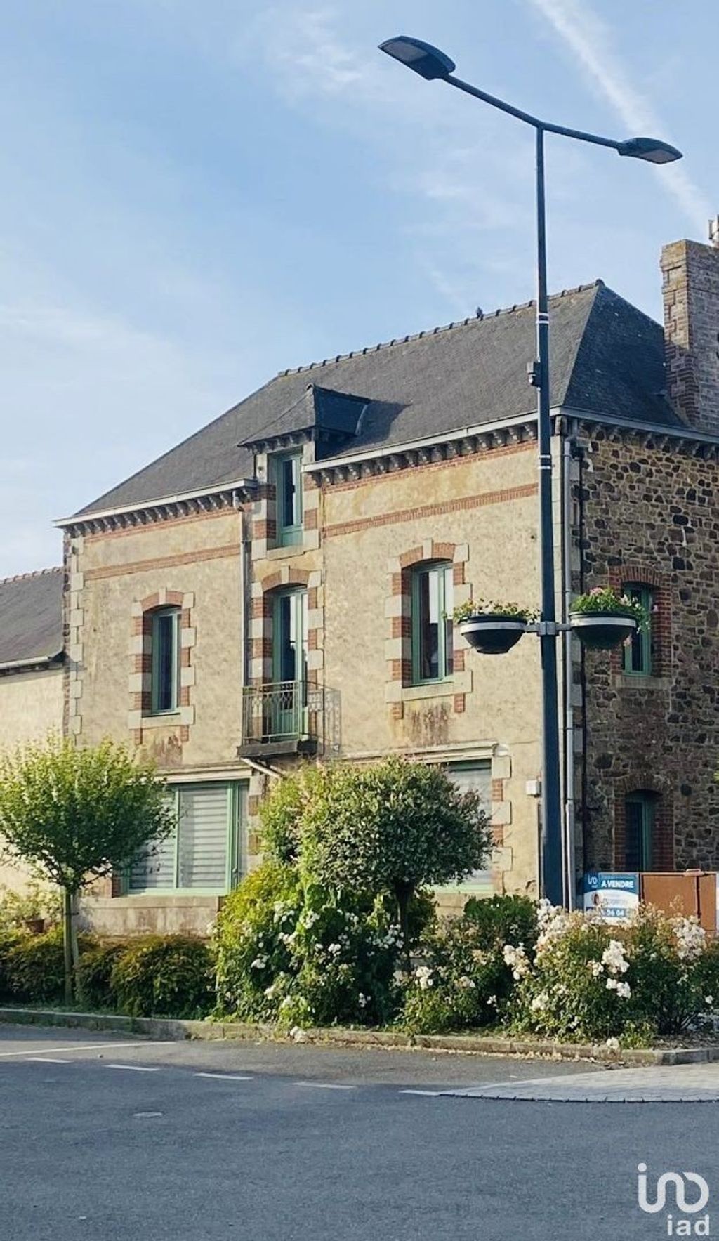 Achat maison à vendre 4 chambres 220 m² - Médréac