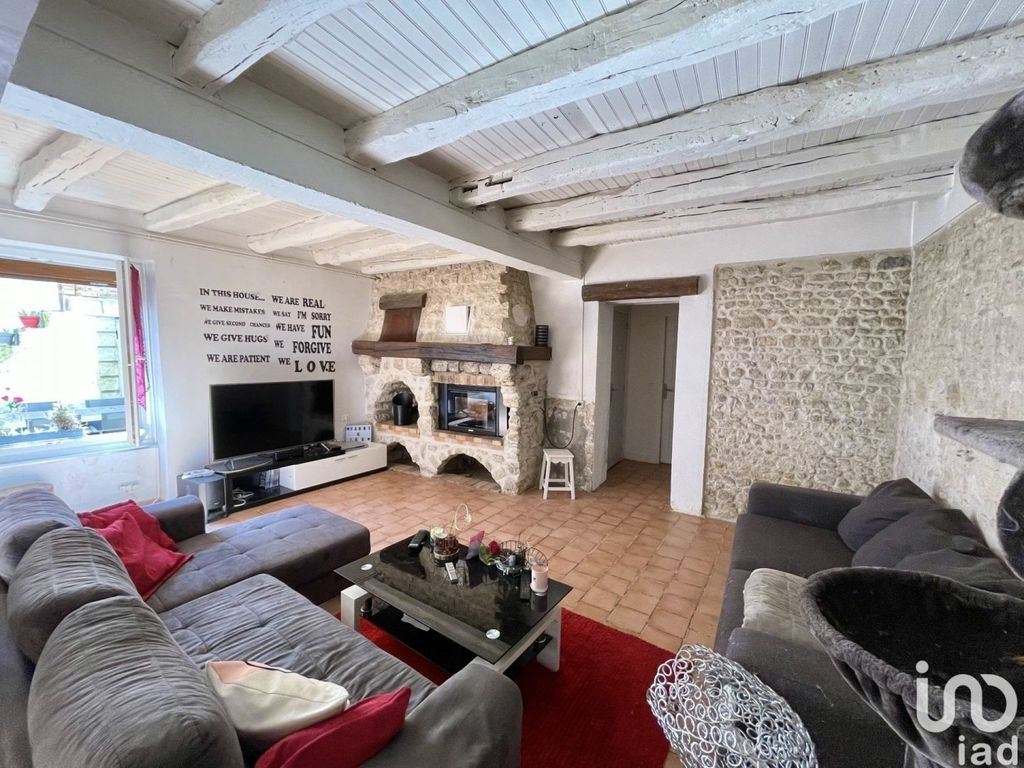 Achat maison à vendre 3 chambres 135 m² - Beaumont-du-Gâtinais