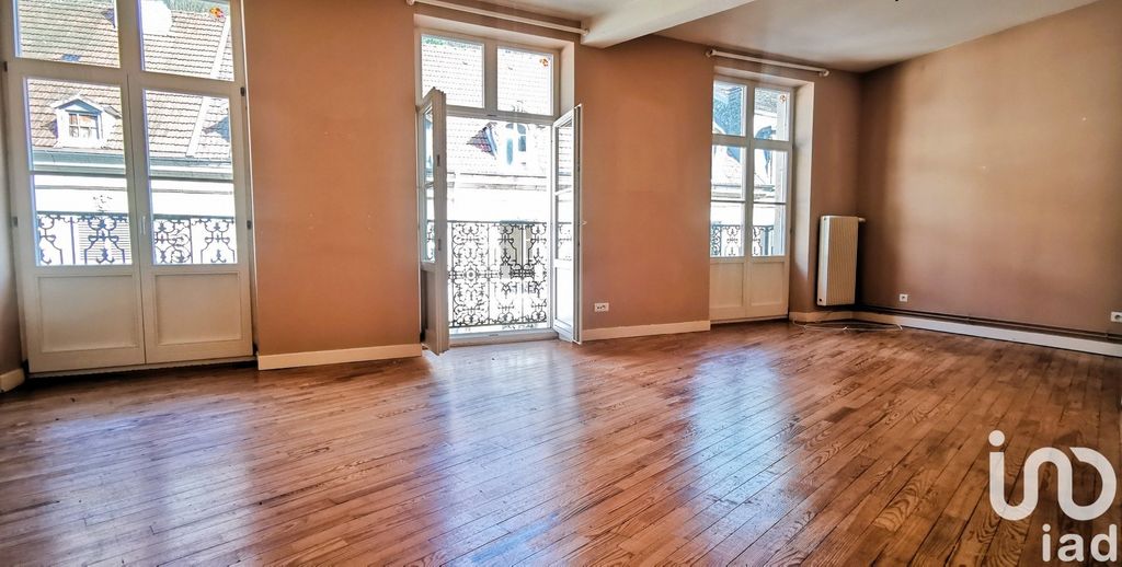 Achat appartement à vendre 4 pièces 95 m² - Plombières-les-Bains