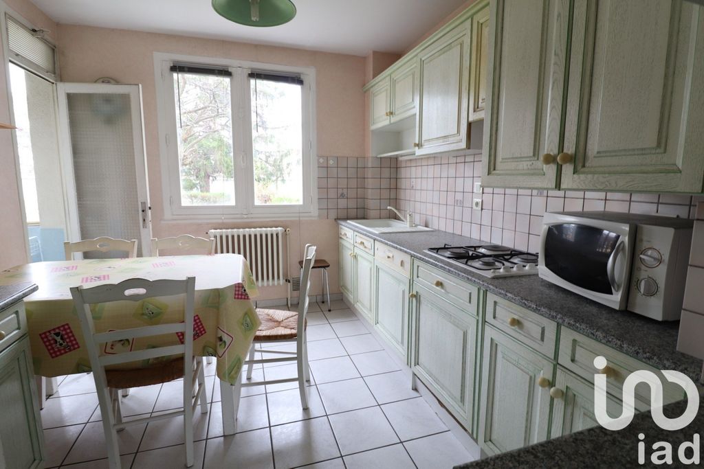 Achat appartement à vendre 5 pièces 84 m² - Clermont-Ferrand