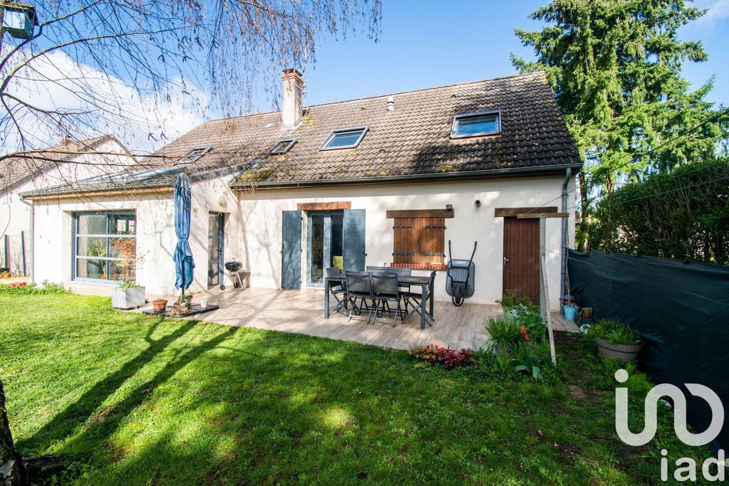 Achat maison à vendre 4 chambres 171 m² - Blois