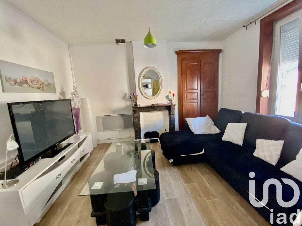 Achat maison à vendre 2 chambres 106 m² - Louvroil