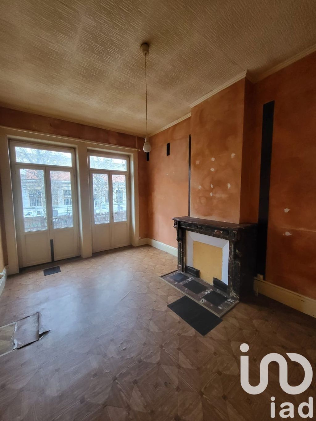 Achat appartement à vendre 5 pièces 100 m² - Saint-Étienne