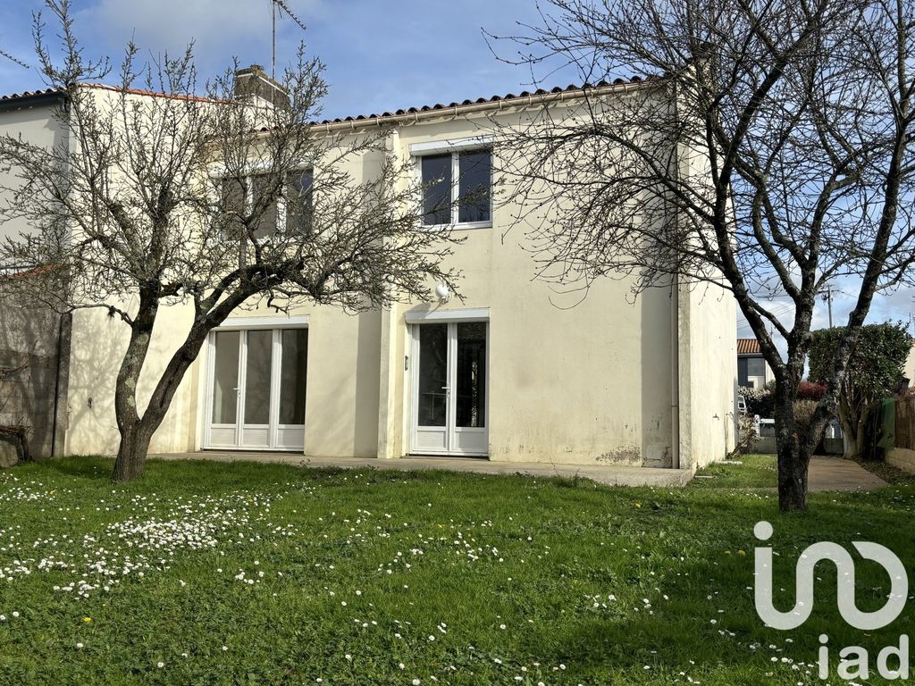 Achat maison 4 chambre(s) - Fontenay-le-Comte