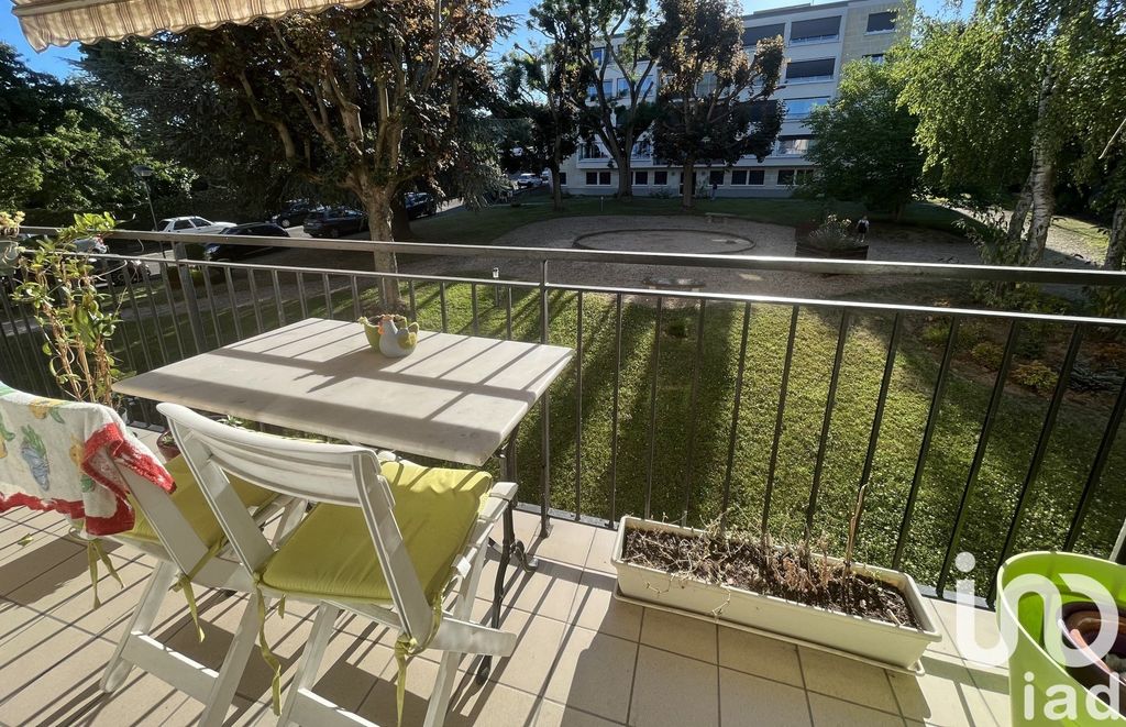 Achat appartement à vendre 5 pièces 104 m² - Palaiseau