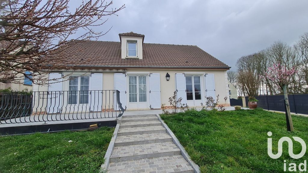 Achat maison à vendre 4 chambres 120 m² - Cucharmoy