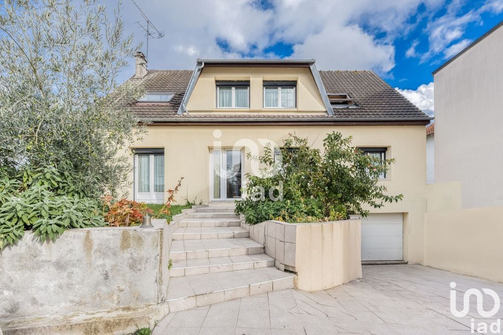 Achat maison à vendre 5 chambres 170 m² - Saint-Mard