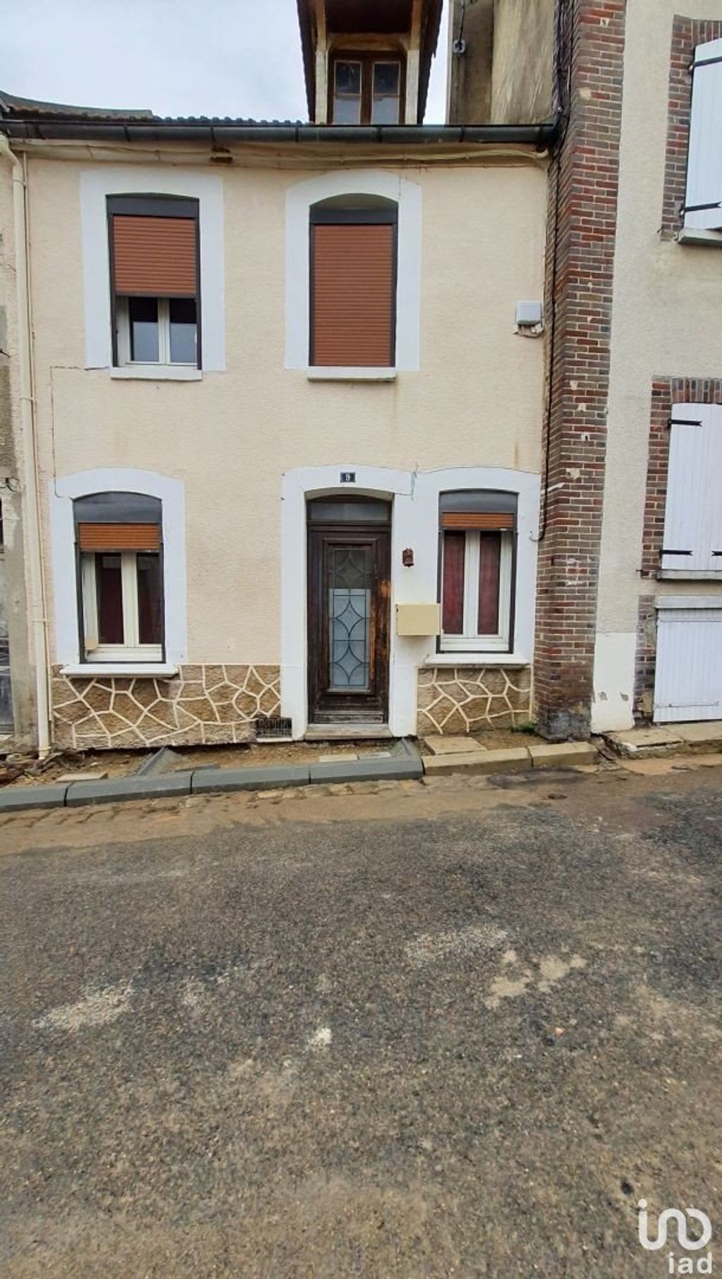 Achat maison à vendre 3 chambres 90 m² - Brienon-sur-Armançon