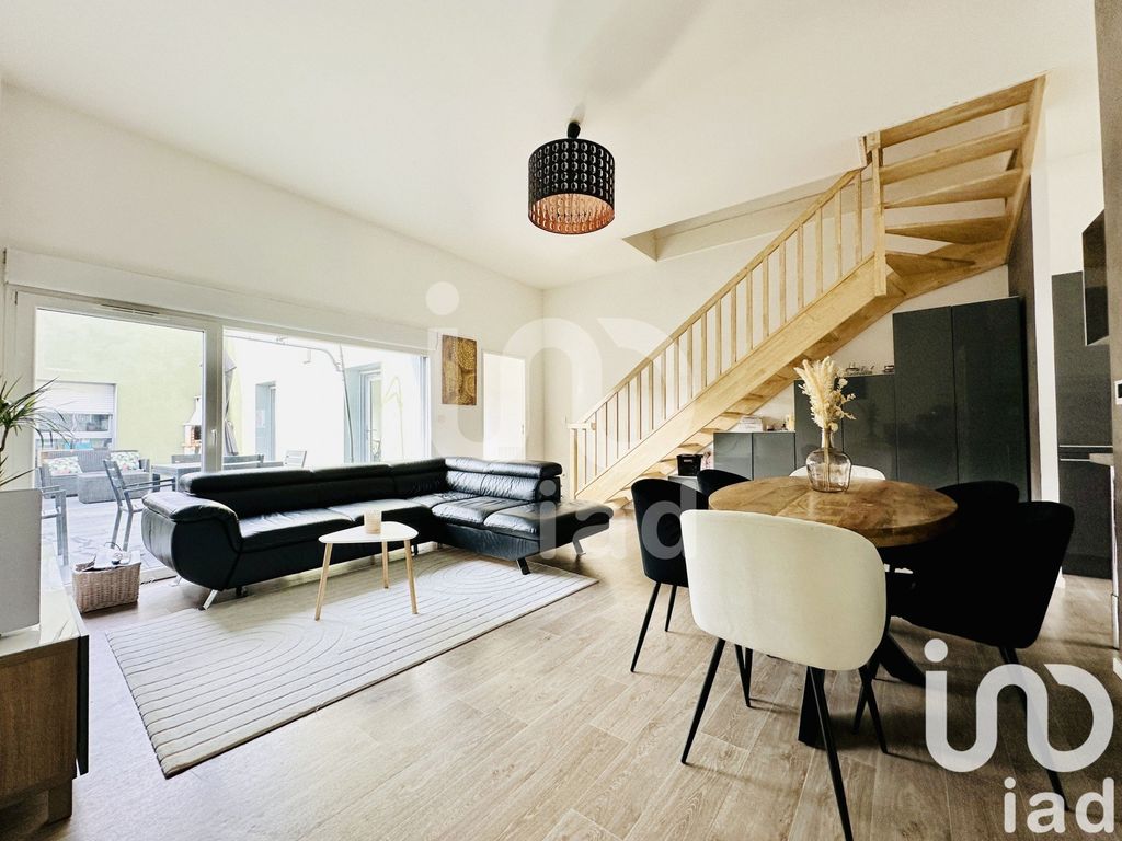 Achat maison à vendre 4 chambres 107 m² - Lille