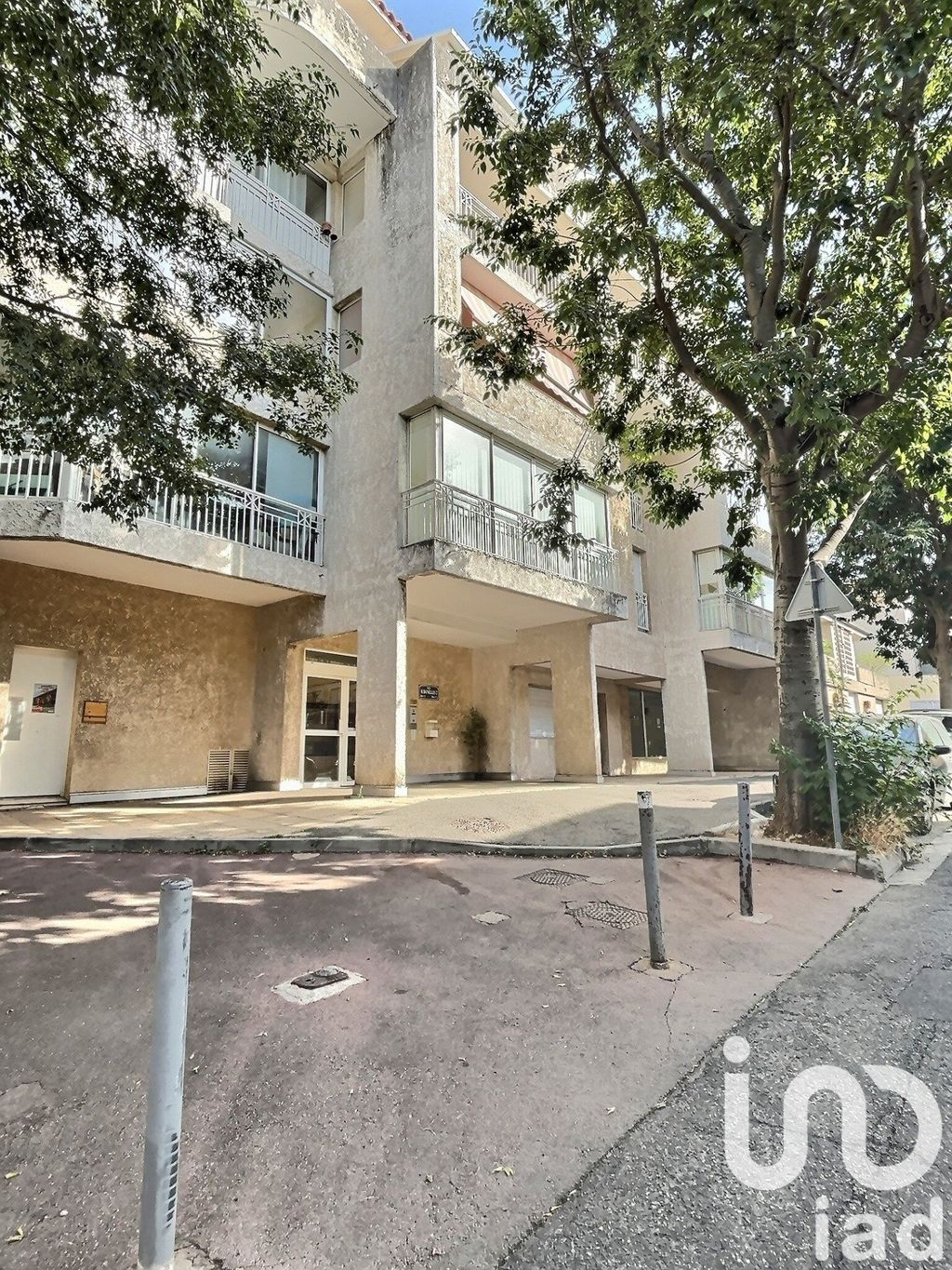 Achat appartement à vendre 3 pièces 71 m² - Aubagne