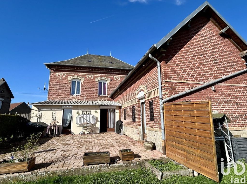 Achat maison à vendre 4 chambres 270 m² - Vendeuil