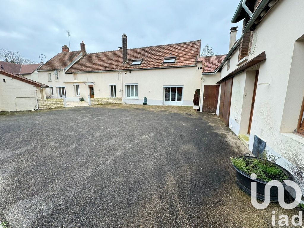 Achat maison à vendre 3 chambres 296 m² - Sézanne