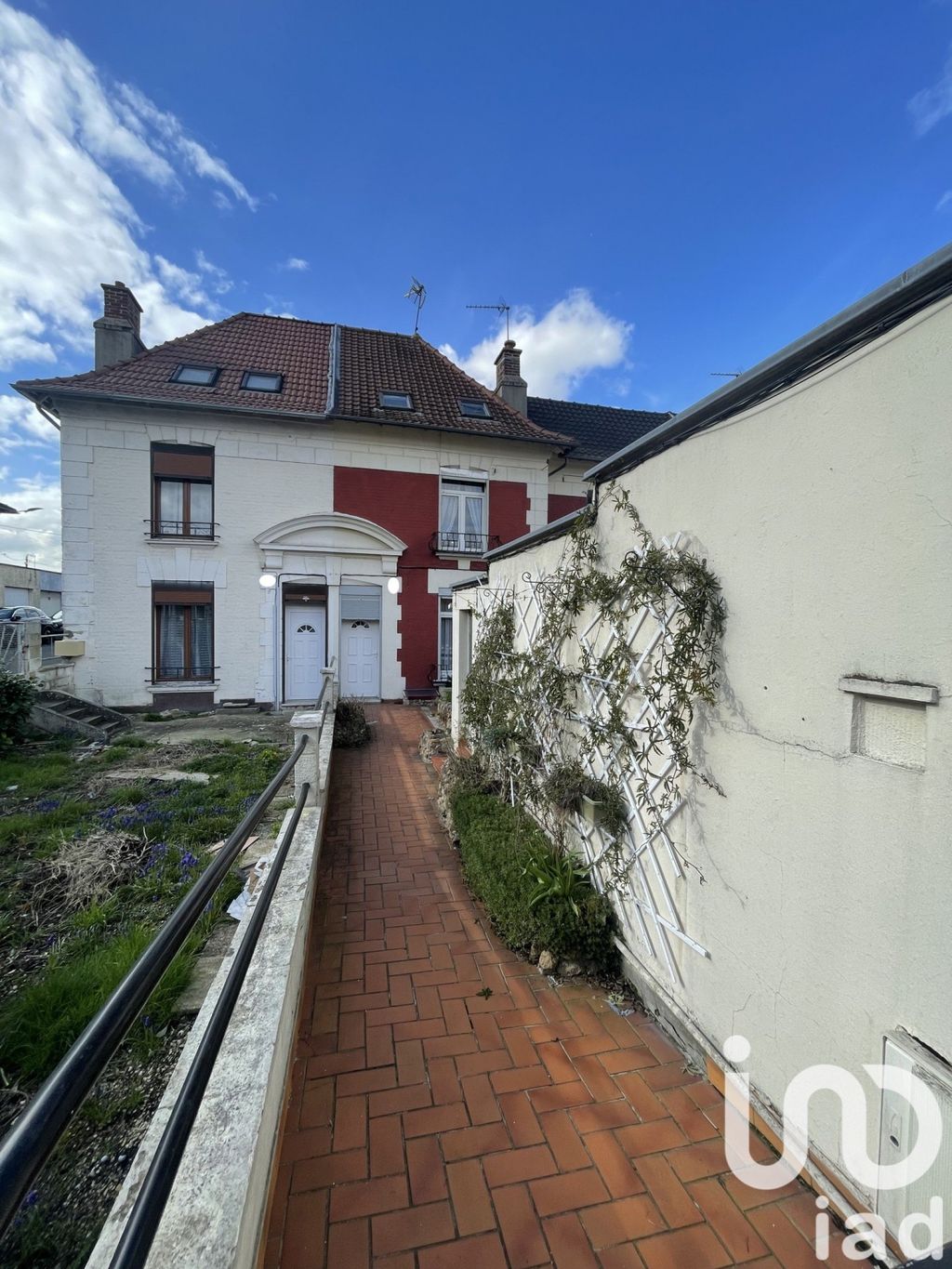 Achat maison à vendre 3 chambres 93 m² - Saint-Quentin