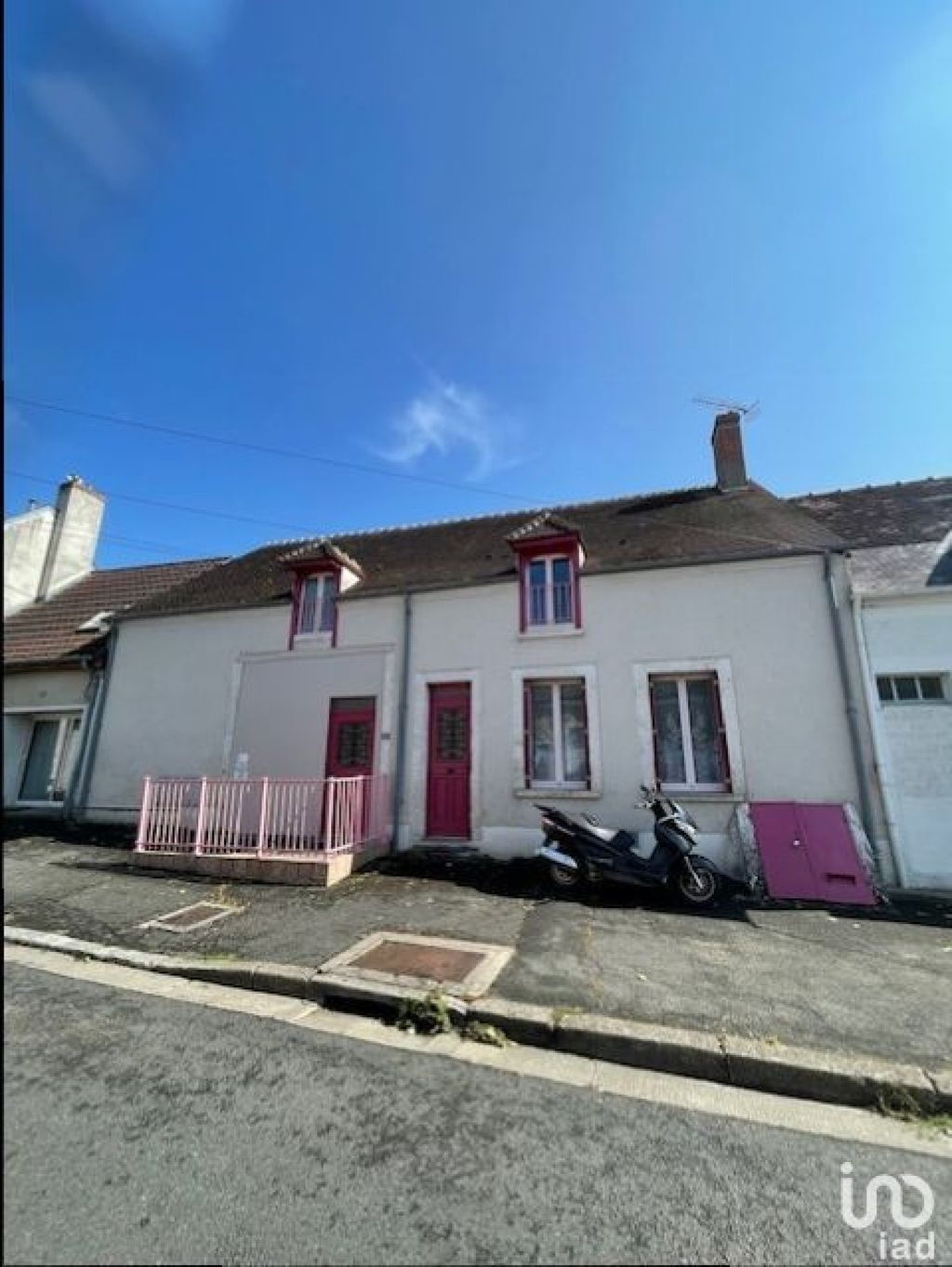 Achat maison à vendre 3 chambres 164 m² - Mehun-sur-Yèvre