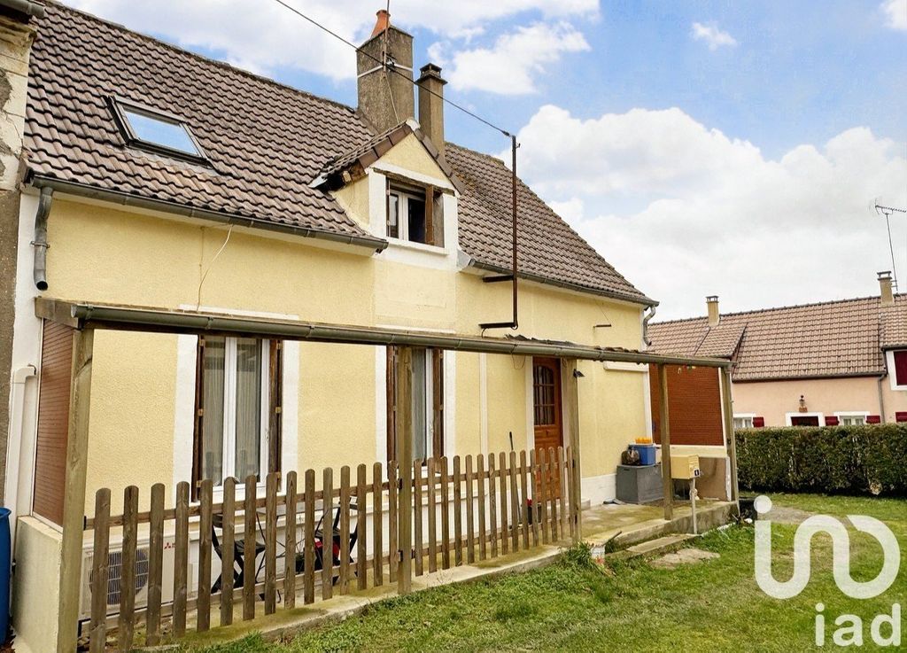 Achat maison à vendre 4 chambres 100 m² - La Celle-sur-Loire