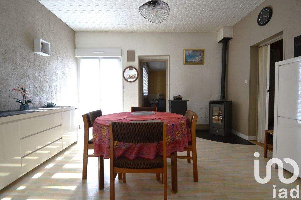 Achat maison à vendre 2 chambres 83 m² - Pont-Saint-Vincent