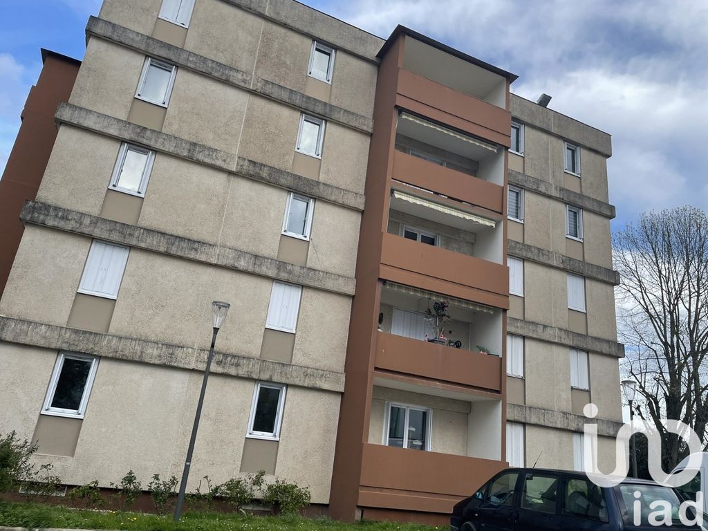 Achat appartement à vendre 3 pièces 64 m² - Saint-Florentin
