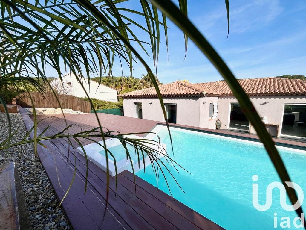 Achat maison à vendre 3 chambres 130 m² - Bandol