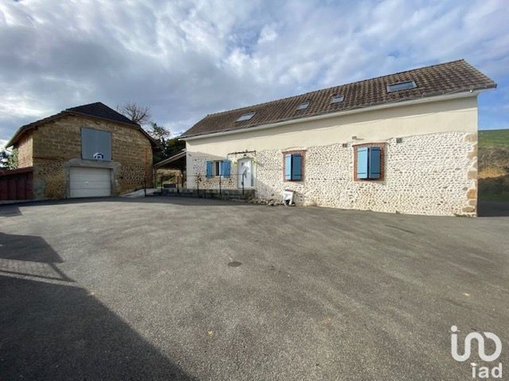 Achat maison à vendre 4 chambres 145 m² - Lannecaube