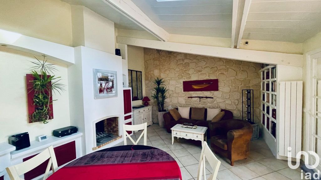 Achat maison à vendre 2 chambres 56 m² - La Londe-les-Maures