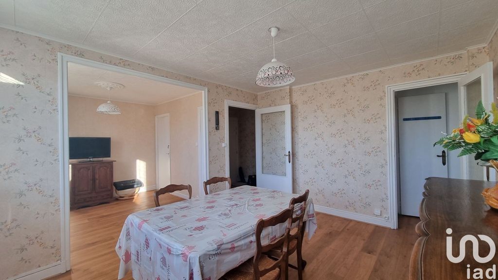 Achat appartement à vendre 4 pièces 68 m² - Aurillac