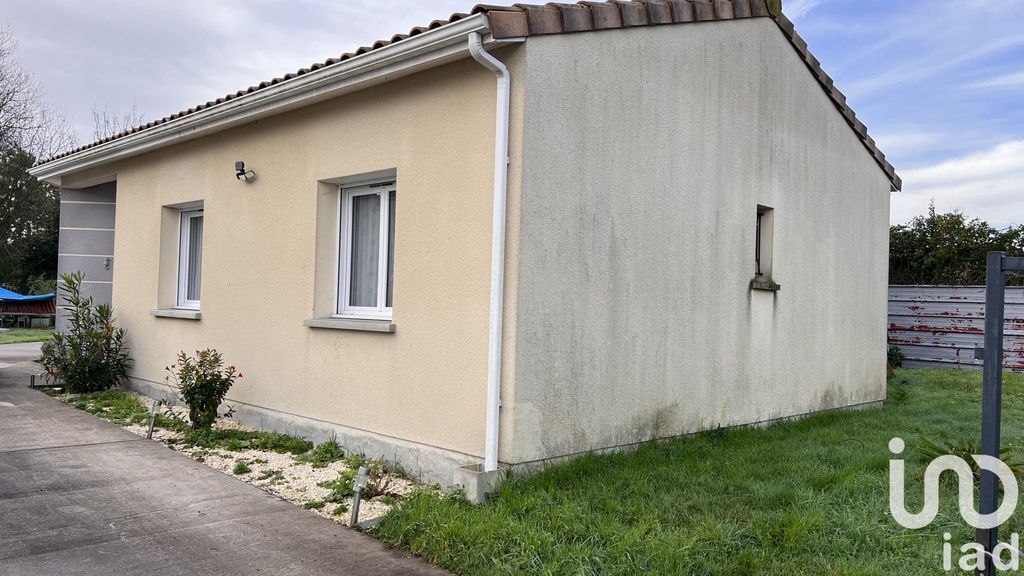 Achat maison à vendre 3 chambres 86 m² - Cussac-Fort-Médoc