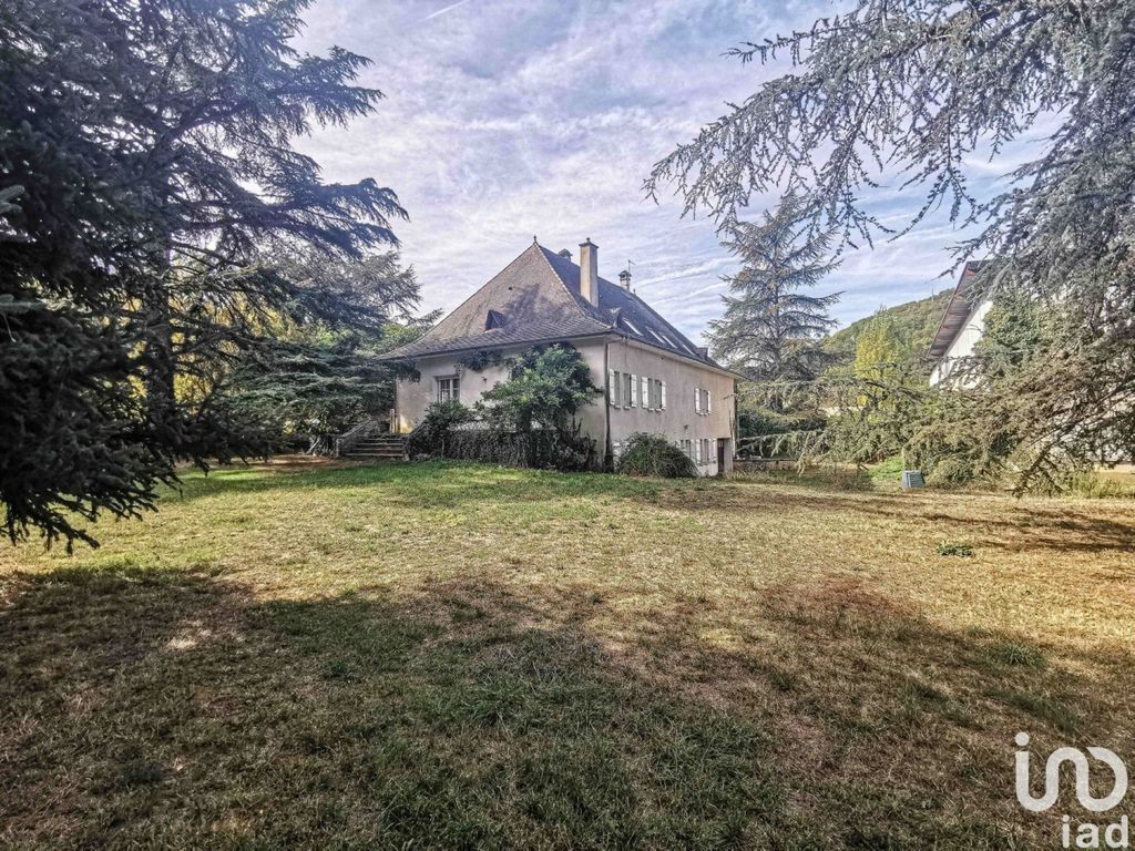 Achat maison à vendre 6 chambres 270 m² - Castelfranc