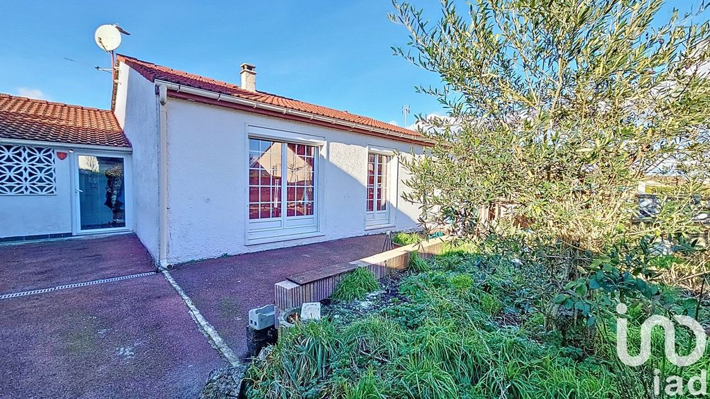 Achat maison à vendre 4 chambres 138 m² - Magnanville