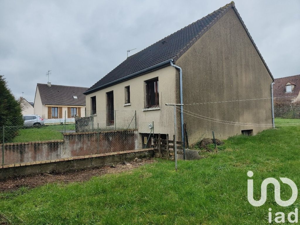 Achat maison à vendre 2 chambres 69 m² - Neufchâtel-en-Saosnois