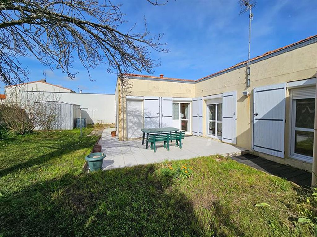 Achat maison à vendre 2 chambres 83 m² - La Rochelle