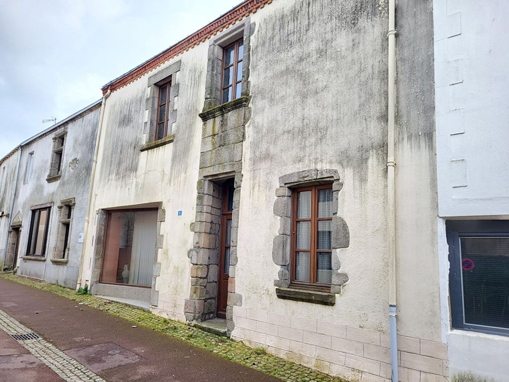 Achat maison à vendre 4 chambres 222 m² - Palluau