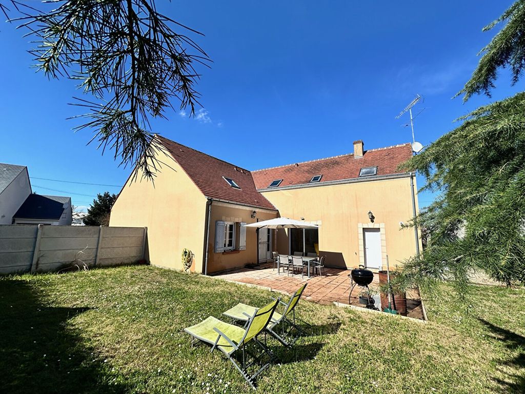 Achat maison à vendre 4 chambres 142 m² - Châteauneuf-sur-Loire