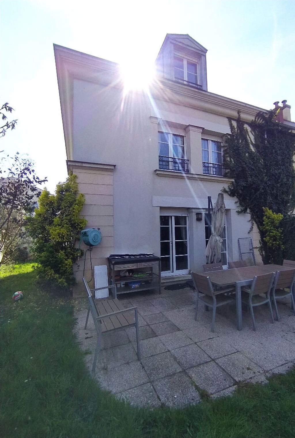 Achat maison à vendre 6 chambres 141 m² - Bailly-Romainvilliers