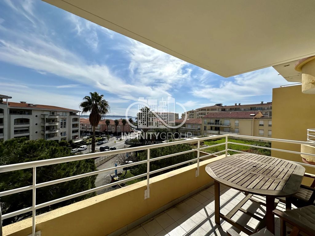 Achat appartement à vendre 2 pièces 44 m² - Antibes